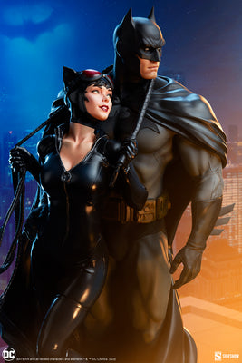 Sideshow Batman and Catwoman Diorama Statue