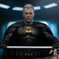 Hot Toys Batman (Modern Suit) Sixth Scale Figure