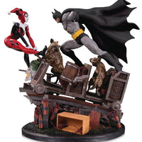 Batman vs Harley Quinn Battle Statue Second Edition