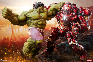 Sideshow Hulk vs Hulkbuster Maquette