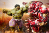 Sideshow Hulk vs Hulkbuster Maquette