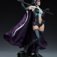 Sideshow Huntress Premium Format™ Figure