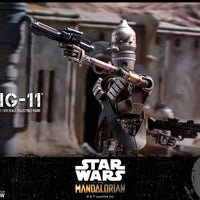 Hot Toys IG-11 Sixth Scale Figure