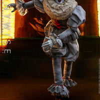 Hot Toys Pennywise Sixth Scale Figure