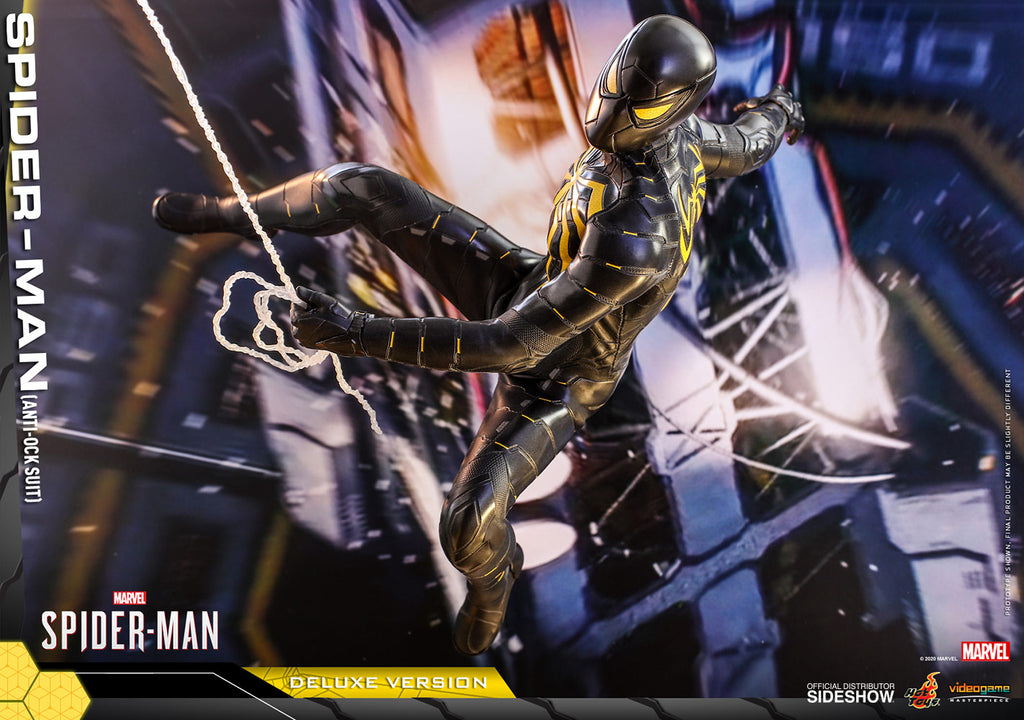 Hot Toys Spider-Man (Upgraded Suit) Sixth Scale Figure