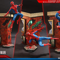 Hot Toys Spider-Man (Classic Suit) Sixth Scale Figure