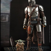 Hot Toys The Mandalorian and The Child Sixth Scale Figure Set