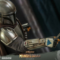 Hot Toys The Mandalorian and The Child Quarter Scale Collectible Set
